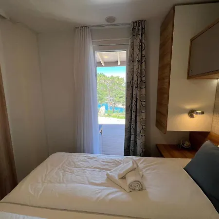 Medeja Hotel Osor Exterior photo